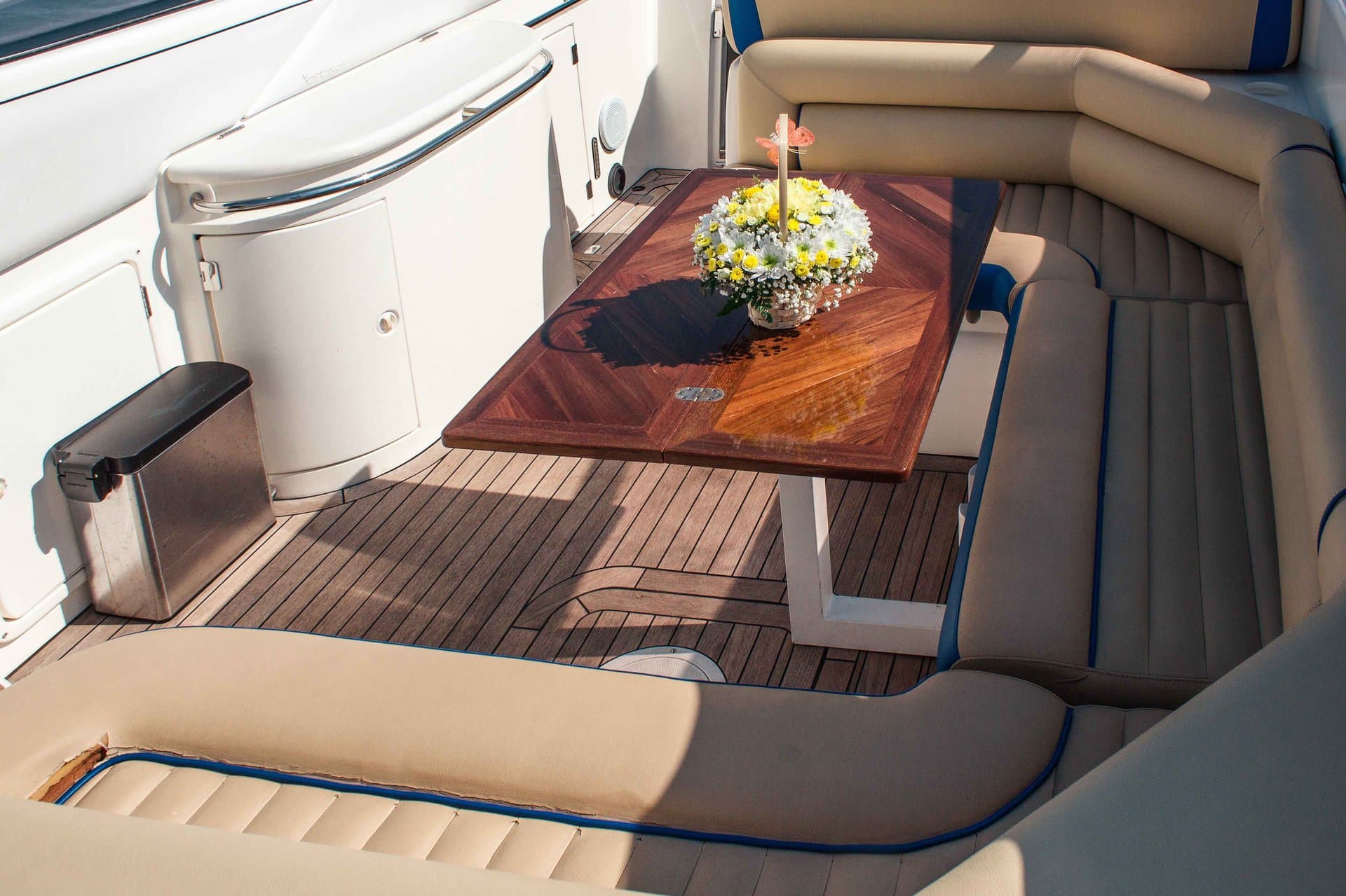 Sunseeker 48 (007) — фото 27