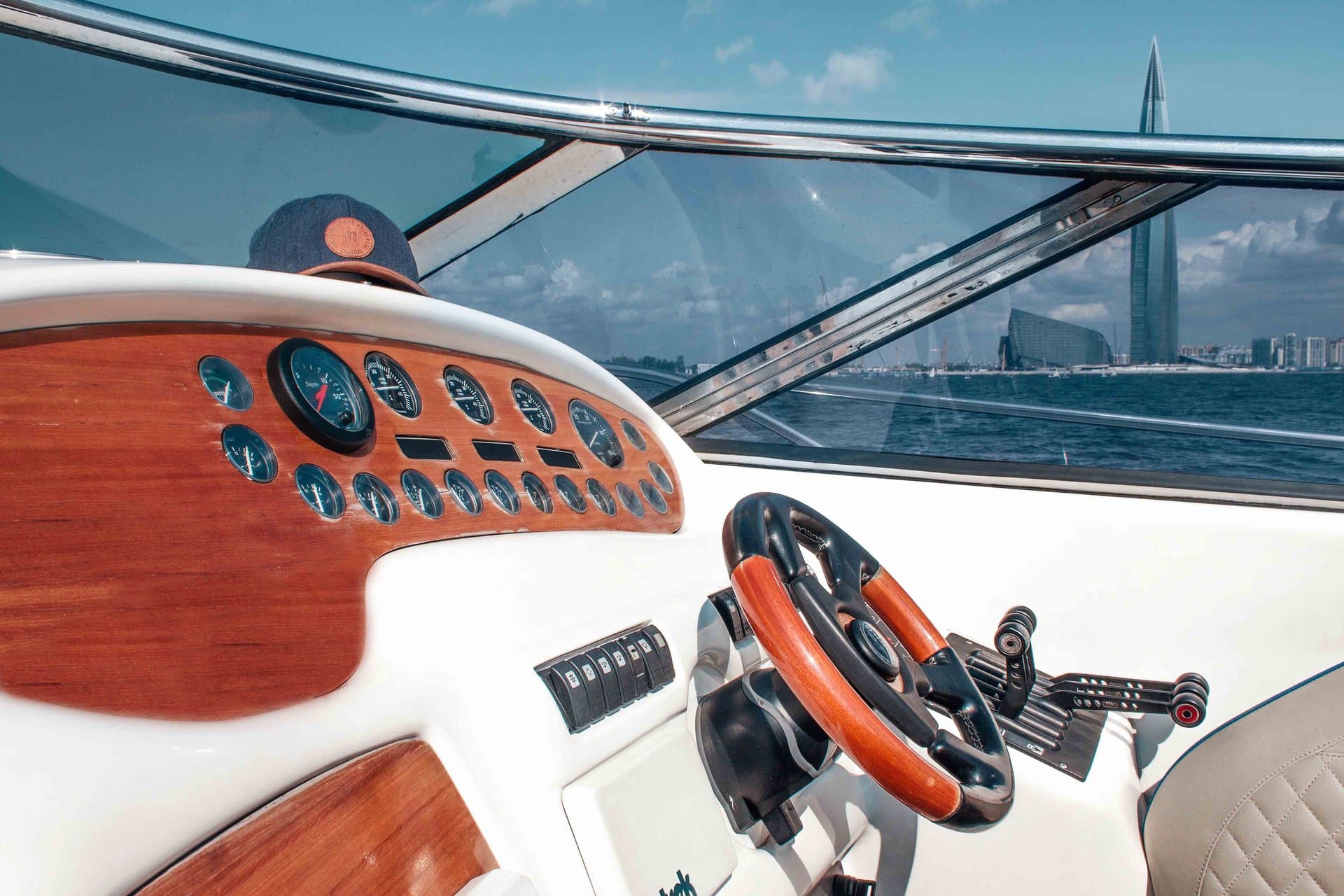 Sunseeker 48 (007) — фото 28